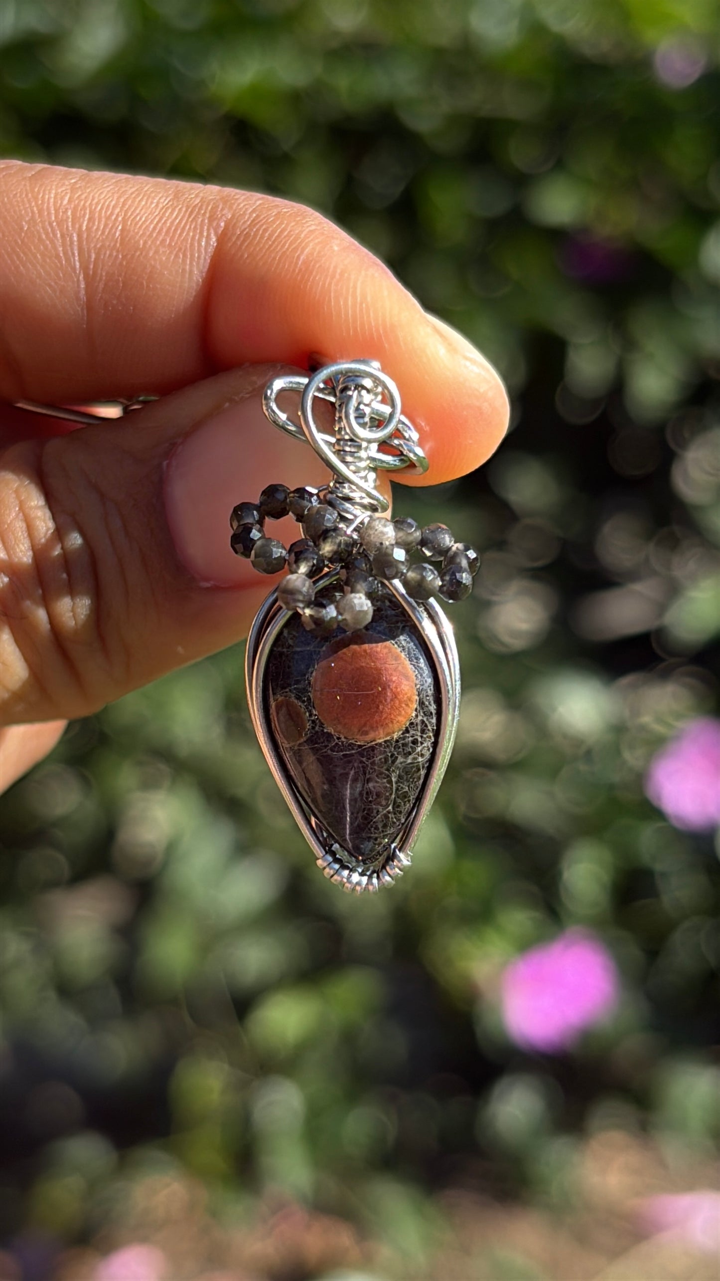 Moldy Berry 🍓🖤 Unknown crystal x Black Obsidian