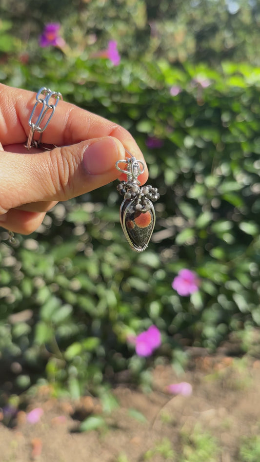 Moldy Berry 🍓🖤 Unknown crystal x Black Obsidian